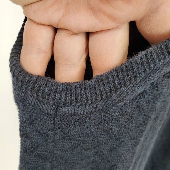 IZOD Navy Blue Knit Mens Linen Blend Sweater Vest With Zig-Zag Pattern Size L - Picture 5 of 7